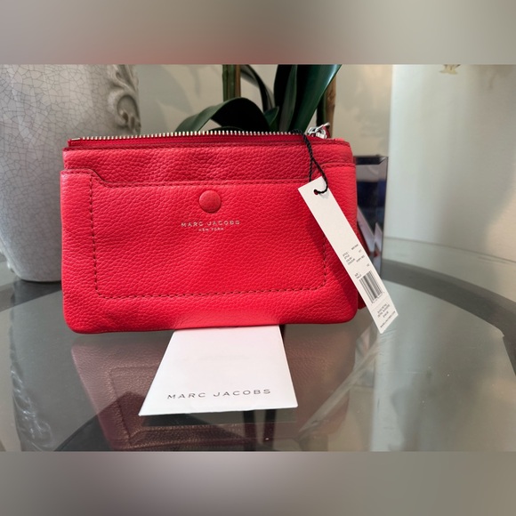 Marc Jacobs Handbags - Marc Jacobs Wristlet new